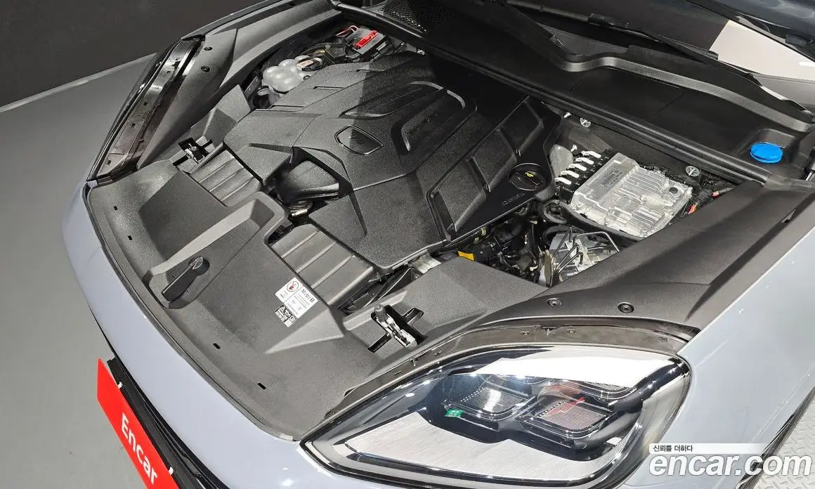 Porsche Cayenne 2024 3.0 автомат (гидро), фото 6