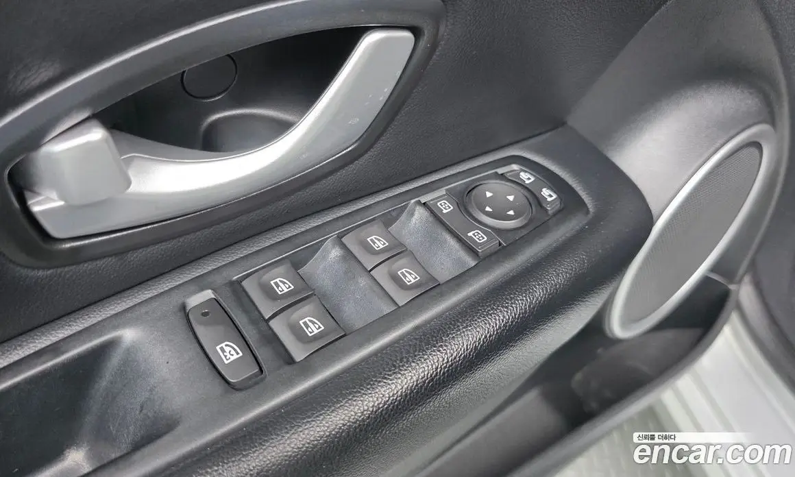 Renault (Samsung) SM3 2015 1.6 автомат (гидро), фото 19 Renault (Samsung) SM3 2015 1.6 автомат (гидро), фото 19