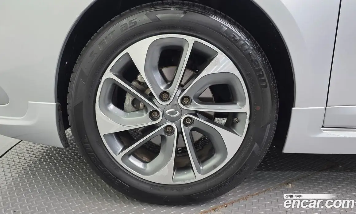 Renault (Samsung) SM3 2015 1.6 автомат (гидро), фото 5 Renault (Samsung) SM3 2015 1.6 автомат (гидро), фото 5