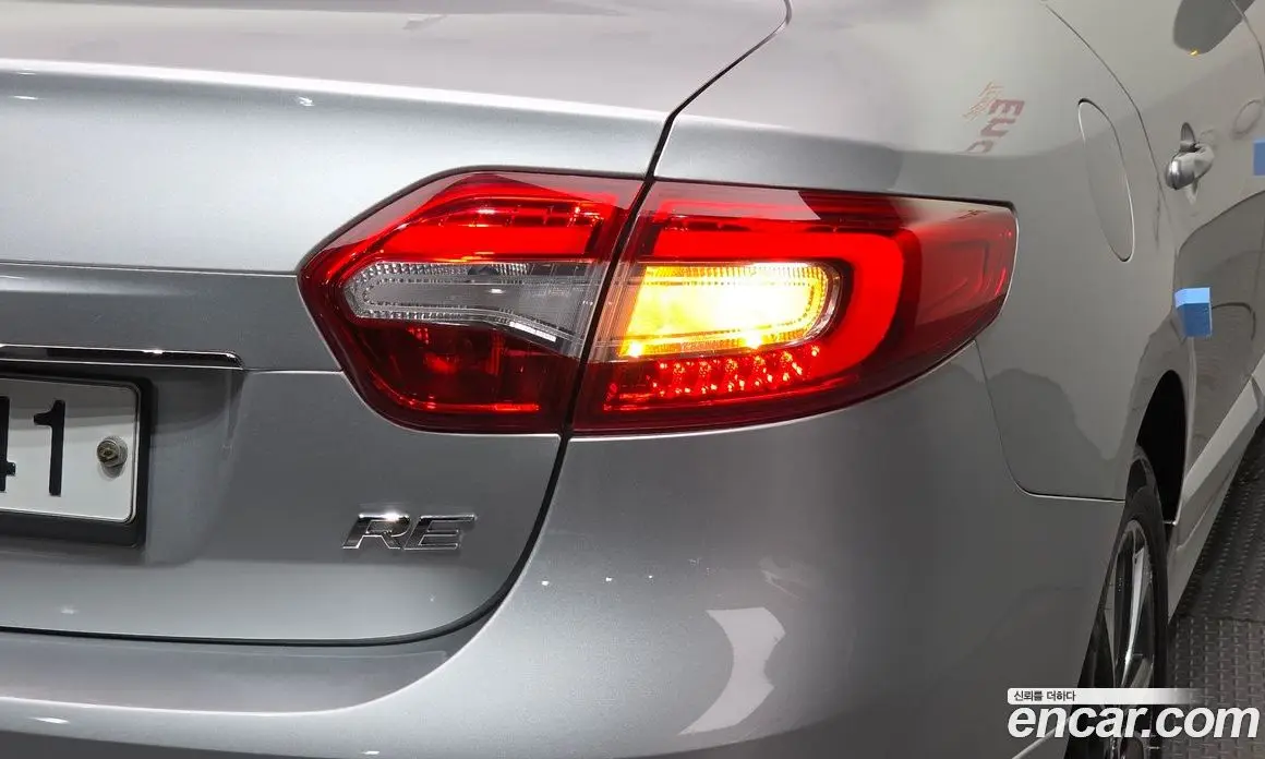 Renault (Samsung) SM3 2015 1.6 автомат (гидро), фото 9 Renault (Samsung) SM3 2015 1.6 автомат (гидро), фото 9