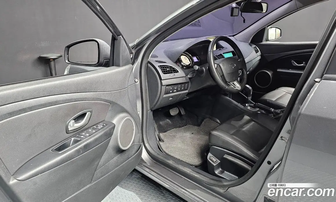 Renault (Samsung) SM3 2017 1.6 автомат (гидро), фото 13 Renault (Samsung) SM3 2017 1.6 автомат (гидро), фото 13