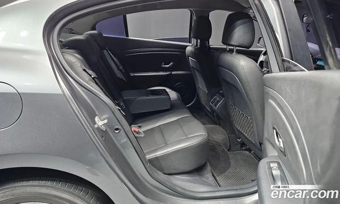 Renault (Samsung) SM3 2017 1.6 автомат (гидро), фото 17 Renault (Samsung) SM3 2017 1.6 автомат (гидро), фото 17