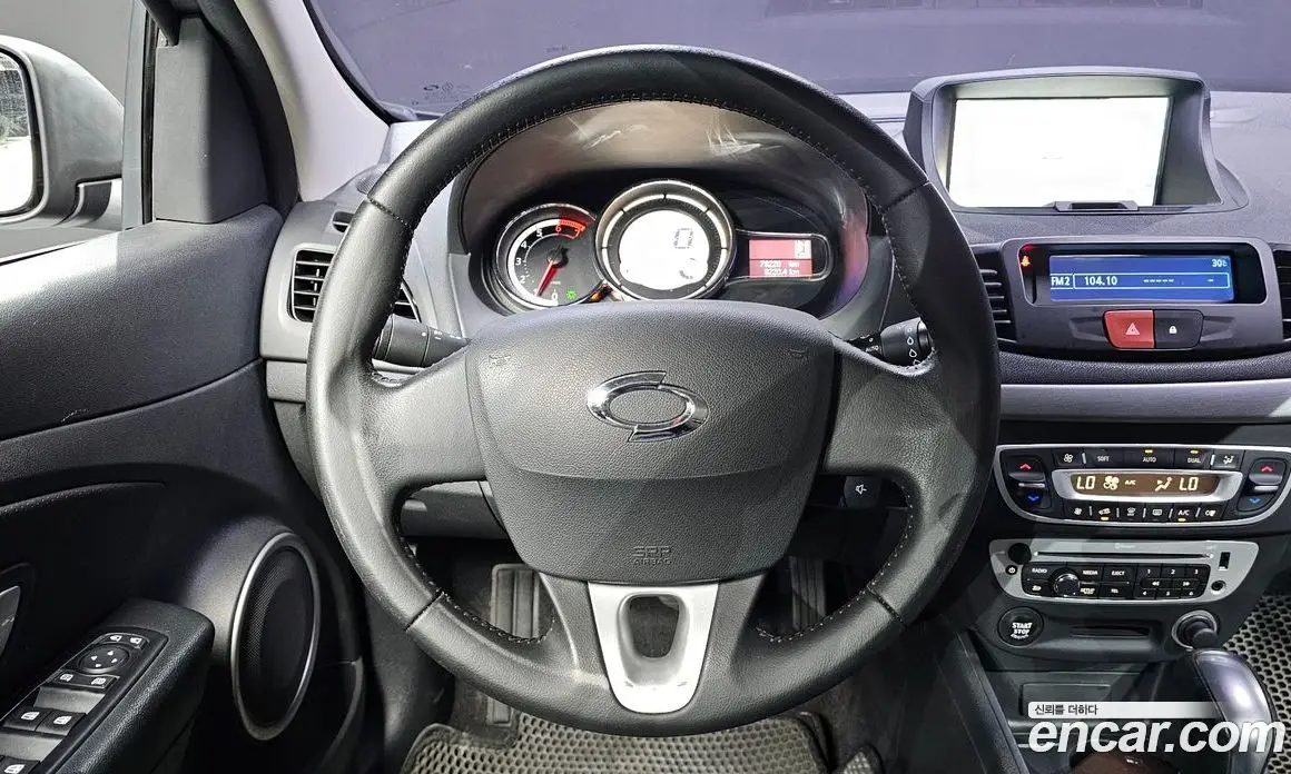 Renault (Samsung) SM3 2017 1.6 автомат (гидро), фото 18 Renault (Samsung) SM3 2017 1.6 автомат (гидро), фото 18