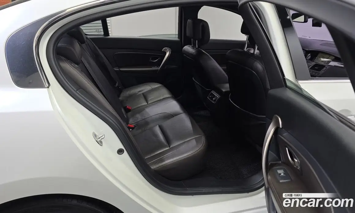 Renault (Samsung) SM5 2014 2.0 автомат (гидро), фото 17 Renault (Samsung) SM5 2014 2.0 автомат (гидро), фото 17