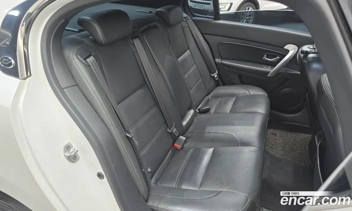 Renault (Samsung) SM5 2014 1.6 автомат (гидро), фото 18 Renault (Samsung) SM5 2014 1.6 автомат (гидро), фото 18