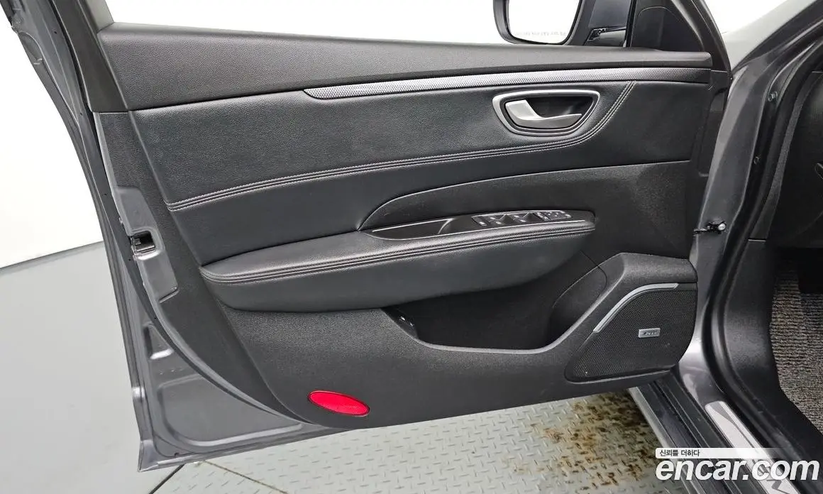 Renault (Samsung) SM6 2017 1.5 автомат (гидро), фото 14 Renault (Samsung) SM6 2017 1.5 автомат (гидро), фото 14