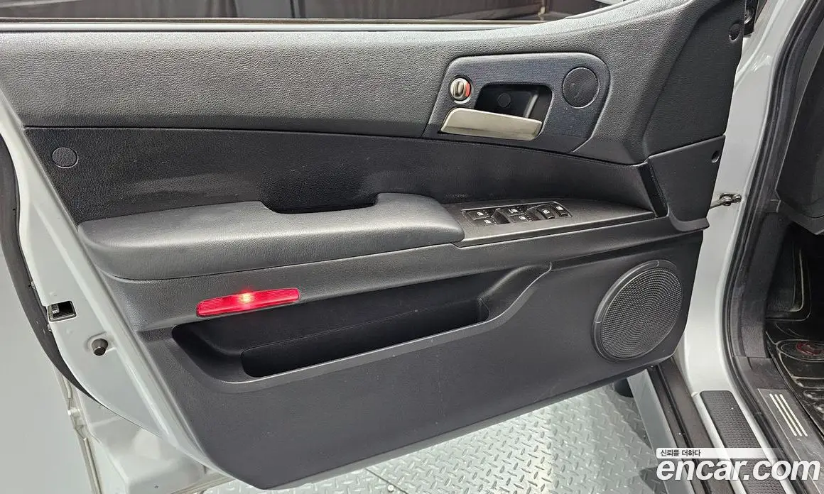SsangYong Korando 2012 2.0 автомат (гидро), фото 14