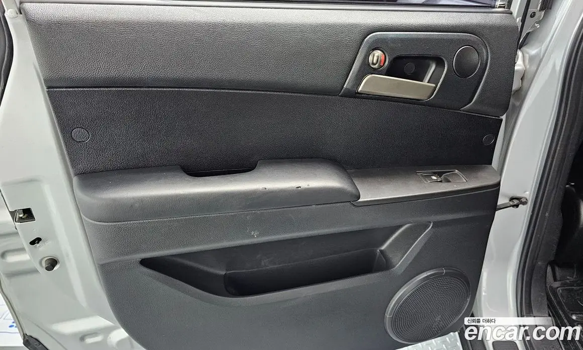 SsangYong Korando 2012 2.0 автомат (гидро), фото 15
