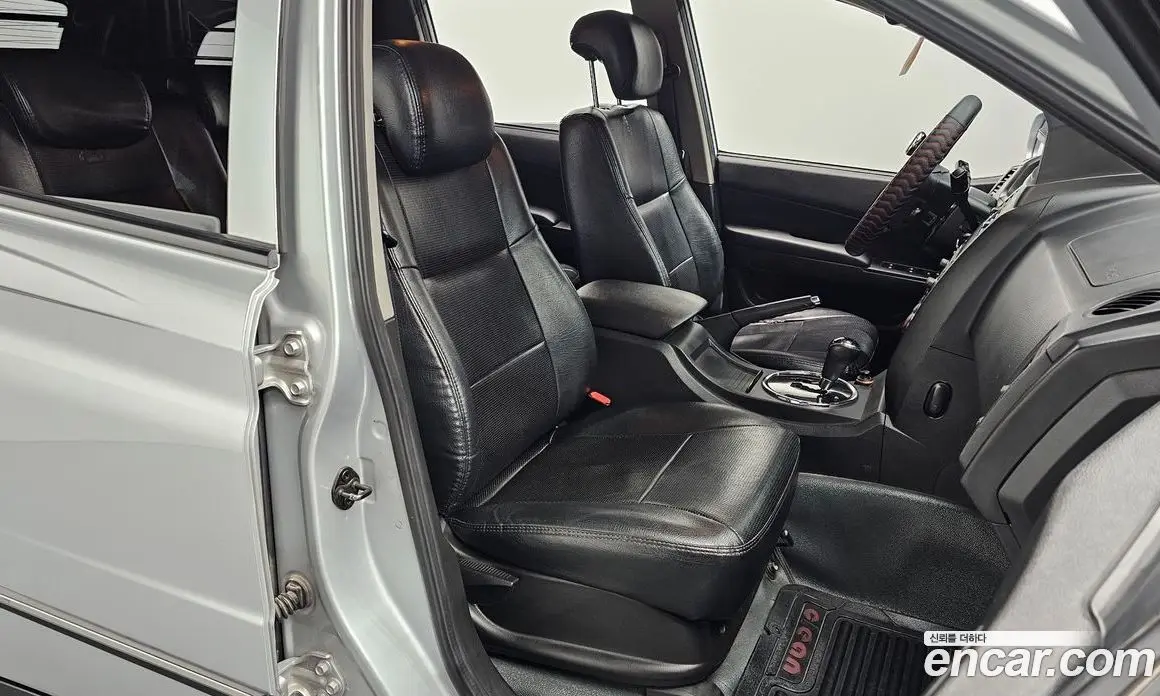 SsangYong Korando 2012 2.0 автомат (гидро), фото 16