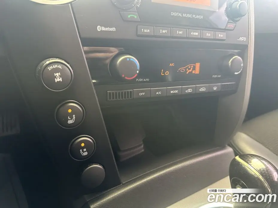 SsangYong Korando 2012 2.0 автомат (гидро), фото 14