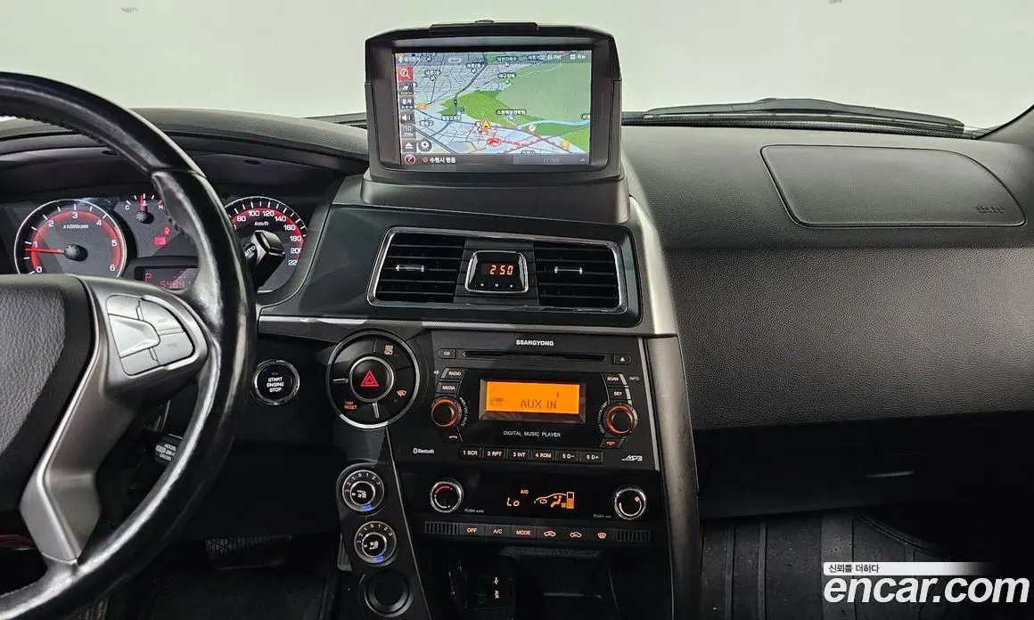 SsangYong Korando 2016 2.0 автомат (гидро), фото 19