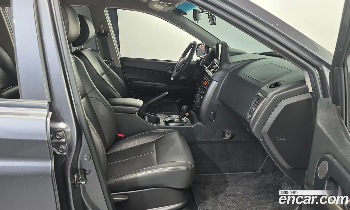 SsangYong Korando 2017 2.2 автомат (гидро), фото 16 SsangYong Korando 2017 2.2 автомат (гидро), фото 16