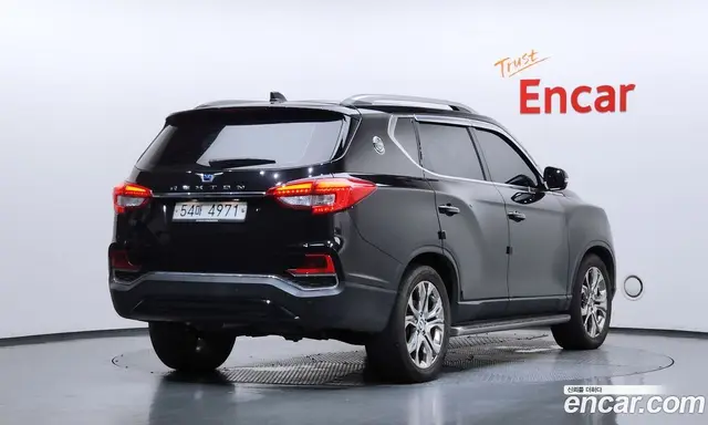 SsangYong Rexton 2018 2.2 автомат (гидро), миниатюра 2 SsangYong Rexton 2018 2.2 автомат (гидро), миниатюра 2