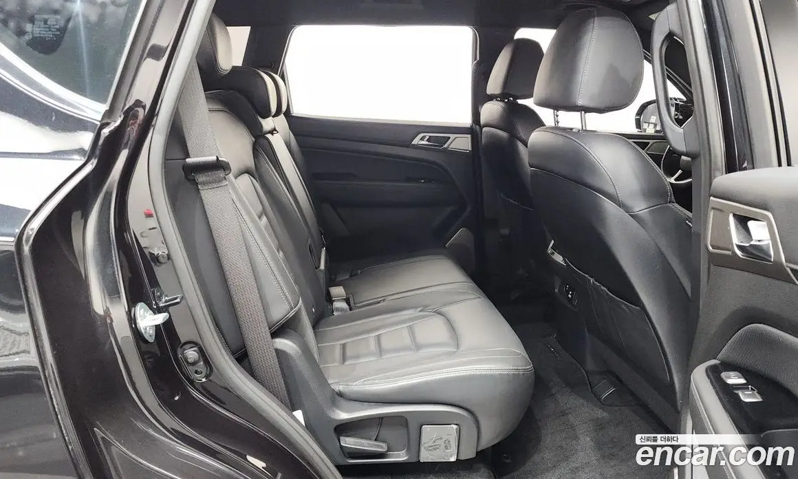 SsangYong Rexton 2018 2.2 автомат (гидро), фото 17 SsangYong Rexton 2018 2.2 автомат (гидро), фото 17