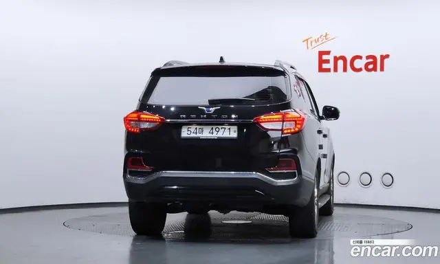 SsangYong Rexton 2018 2.2 автомат (гидро), миниатюра 4 SsangYong Rexton 2018 2.2 автомат (гидро), миниатюра 4