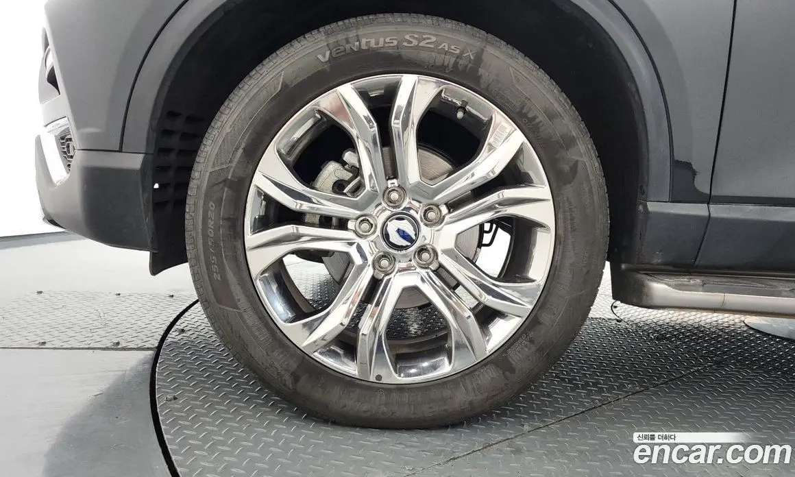 SsangYong Rexton 2018 2.2 автомат (гидро), фото 5 SsangYong Rexton 2018 2.2 автомат (гидро), фото 5
