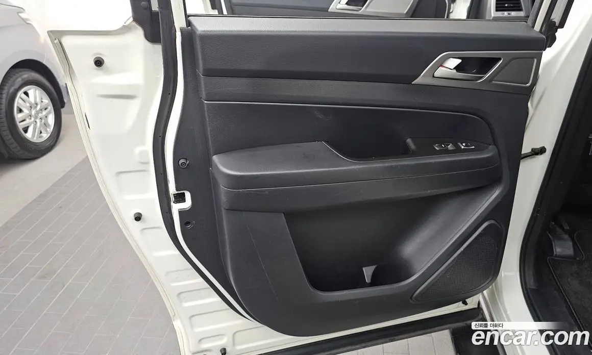 SsangYong Rexton 2019 2.2 автомат (гидро), фото 15