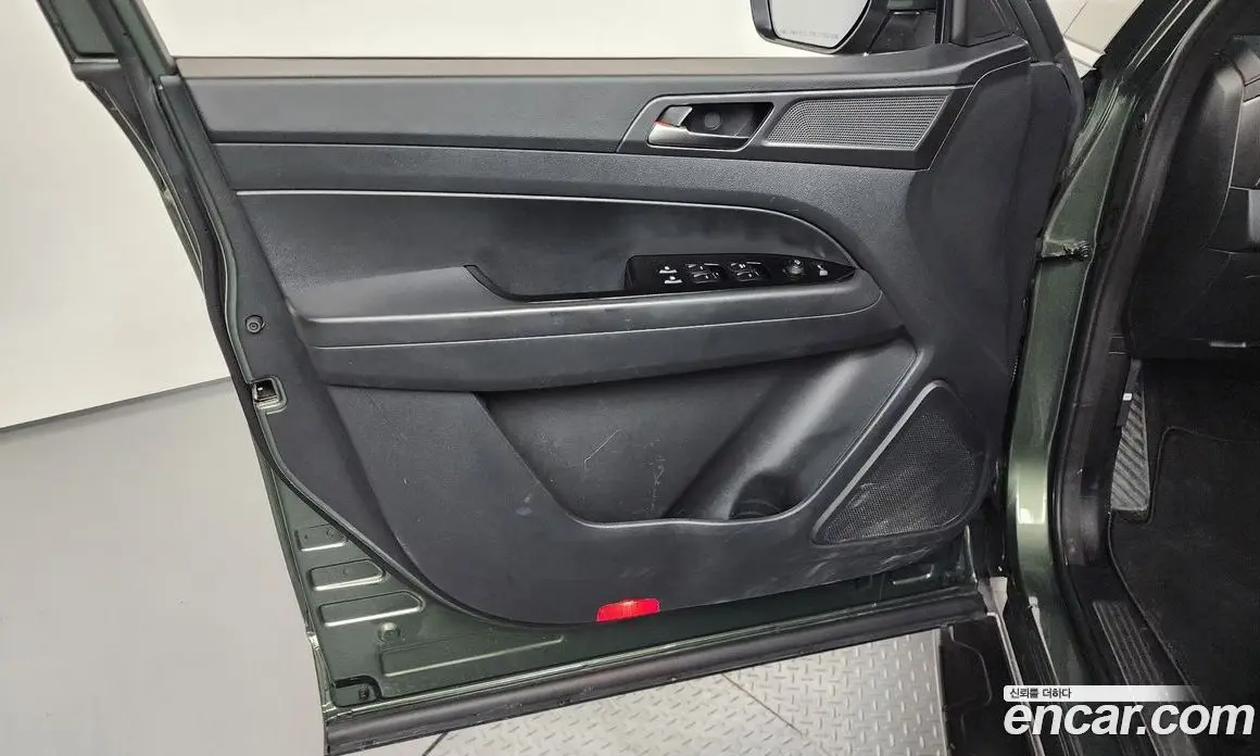 SsangYong Rexton 2023 2.2 автомат (гидро), фото 14