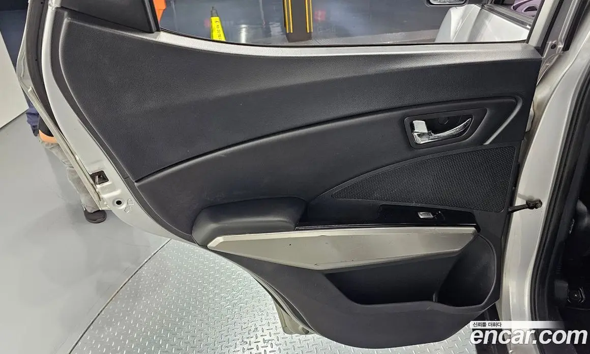SsangYong TIBOLI 2015 1.6 автомат (гидро), фото 15