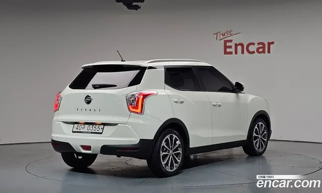 SsangYong TIBOLI 2016 1.6 автомат (гидро), миниатюра 2