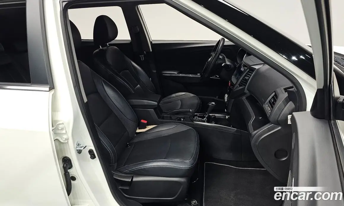 SsangYong TIBOLI 2016 1.6 автомат (гидро), фото 16
