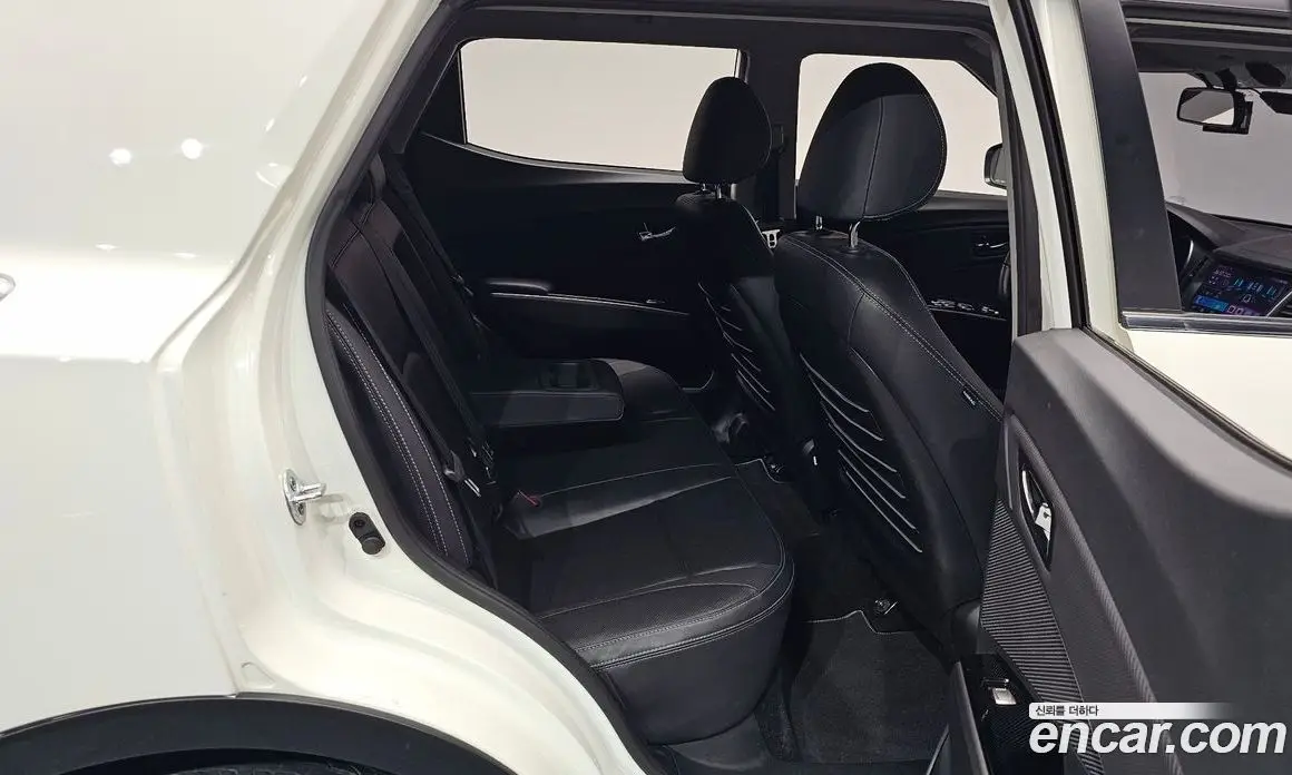 SsangYong TIBOLI 2016 1.6 автомат (гидро), фото 18