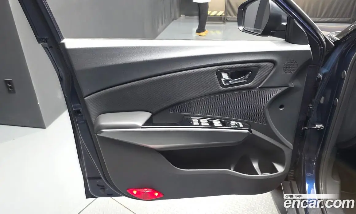 SsangYong TIBOLI 2018 1.6 автомат (гидро), фото 14 SsangYong TIBOLI 2018 1.6 автомат (гидро), фото 14
