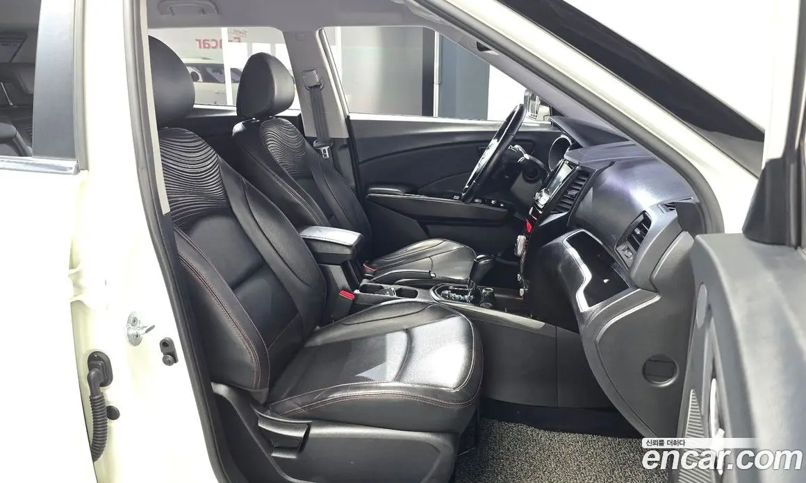 SsangYong TIBOLI 2018 1.6 автомат (гидро), фото 16