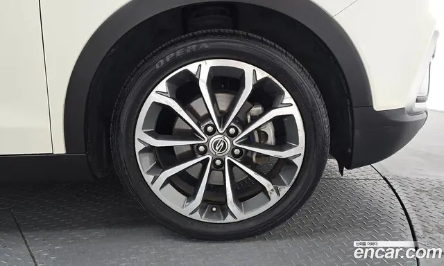 SsangYong TIBOLI 2018 1.6 автомат (гидро), миниатюра 7