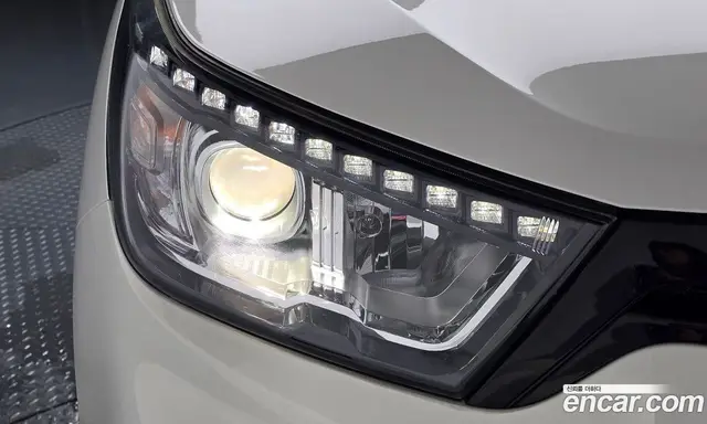 SsangYong TIBOLI 2018 1.6 автомат (гидро), миниатюра 8