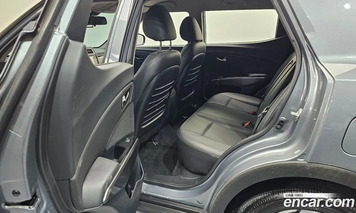 SsangYong TIBOLI 2019 1.6 автомат (гидро), фото 17 SsangYong TIBOLI 2019 1.6 автомат (гидро), фото 17