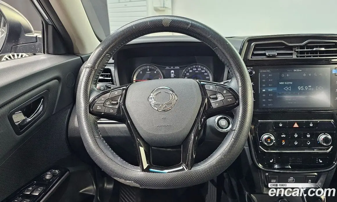 SsangYong TIBOLI 2019 1.6 автомат (гидро), фото 19 SsangYong TIBOLI 2019 1.6 автомат (гидро), фото 19