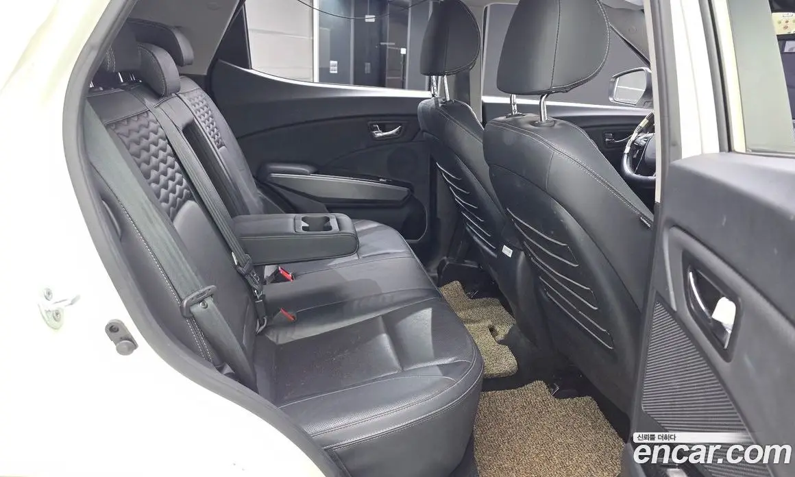 SsangYong TIBOLI 2019 1.6 автомат (гидро), фото 12