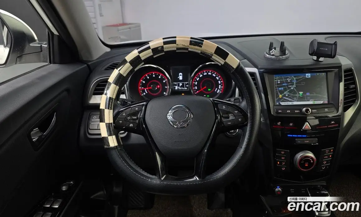 SsangYong TIBOLI 2019 1.6 автомат (гидро), фото 13