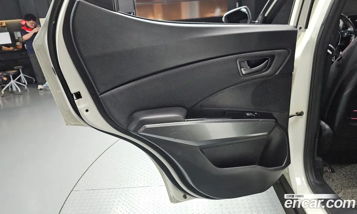 SsangYong TIBOLI 2021 1.5 автомат (гидро), фото 14