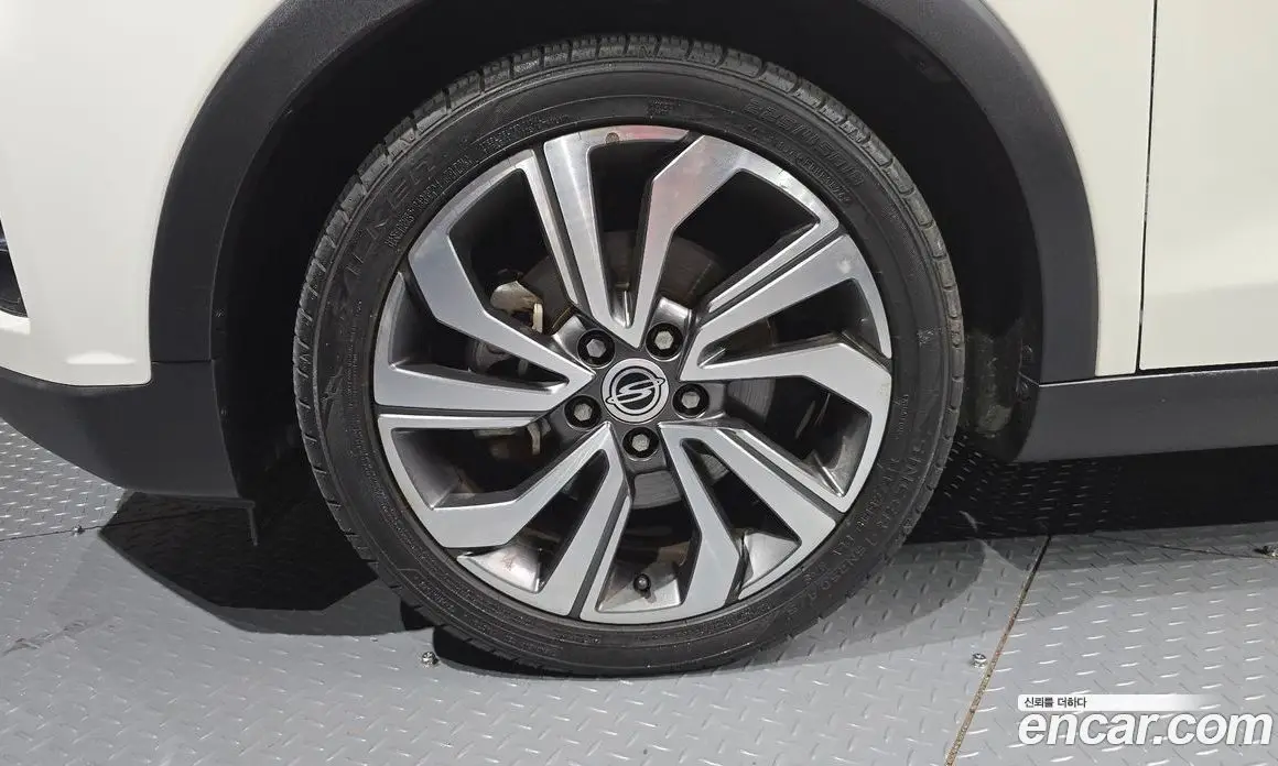 SsangYong TIBOLI 2021 1.5 автомат (гидро), фото 4