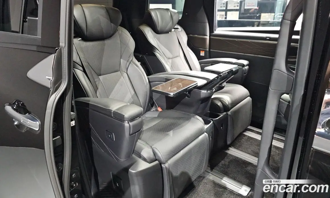 Toyota Alphard 2025 2.5 автомат (гидро), фото 17