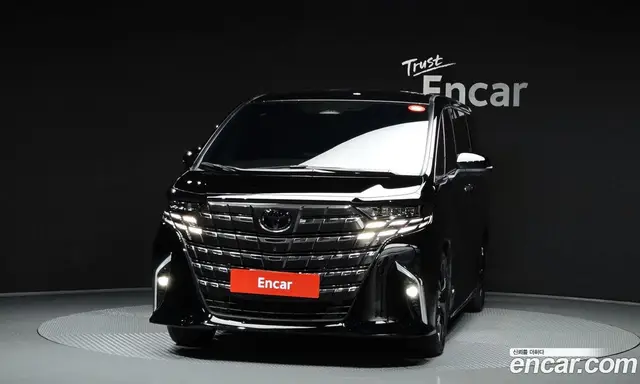 Toyota Alphard 2025 2.5 автомат (гидро), миниатюра 3