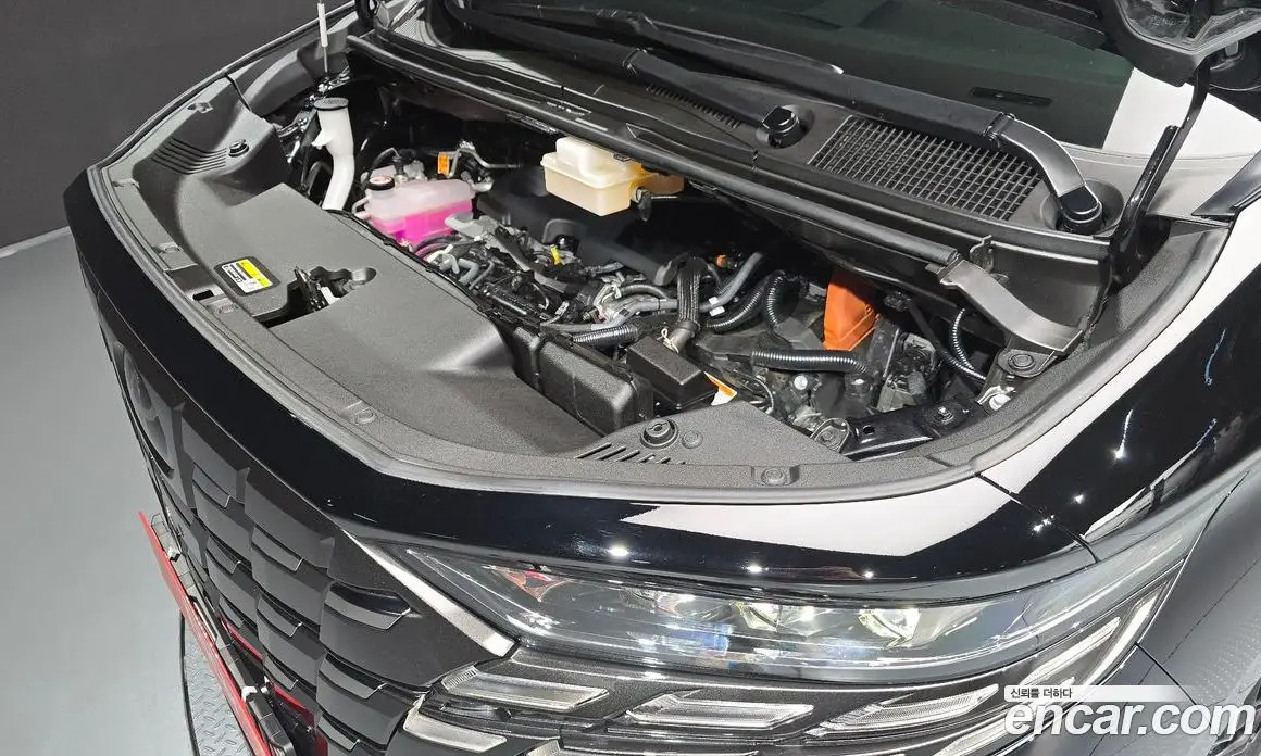 Toyota Alphard 2025 2.5 автомат (гидро), фото 6