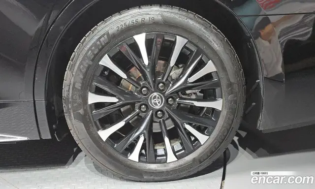 Toyota Alphard 2025 2.5 автомат (гидро), миниатюра 7