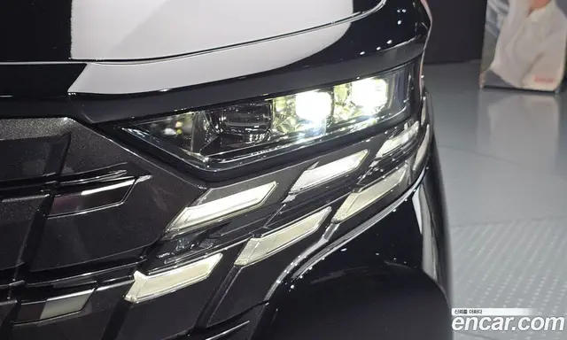 Toyota Alphard 2025 2.5 автомат (гидро), миниатюра 8