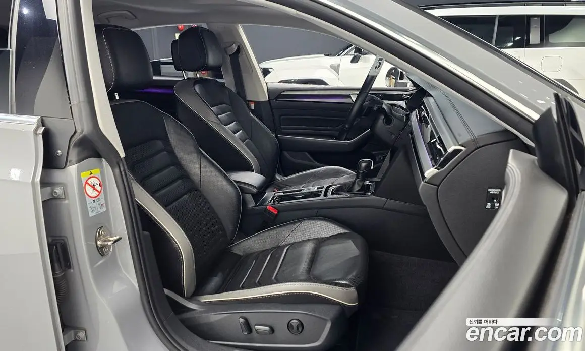 Volkswagen Arteon 2023 2.0 автомат (гидро), фото 12 Volkswagen Arteon 2023 2.0 автомат (гидро), фото 12
