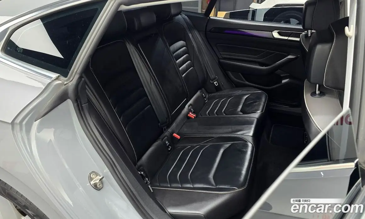 Volkswagen Arteon 2023 2.0 автомат (гидро), фото 15 Volkswagen Arteon 2023 2.0 автомат (гидро), фото 15