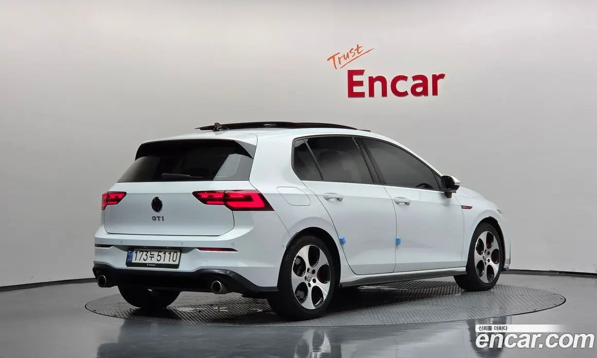Volkswagen Golf 2022 2.0 автомат (гидро), фото 2 Volkswagen Golf 2022 2.0 автомат (гидро), фото 2