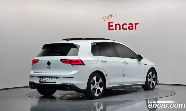 Volkswagen Golf 2022 2.0 автомат (гидро), миниатюра 2 Volkswagen Golf 2022 2.0 автомат (гидро), миниатюра 2