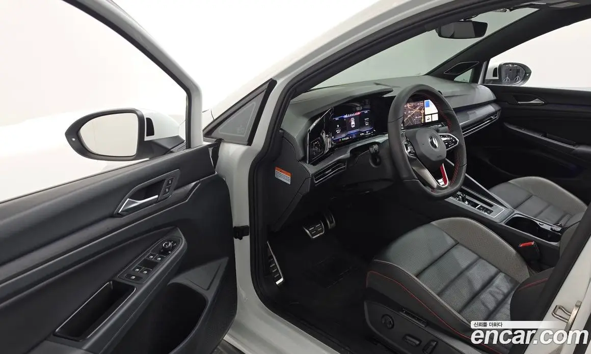 Volkswagen Golf 2022 2.0 автомат (гидро), фото 13 Volkswagen Golf 2022 2.0 автомат (гидро), фото 13