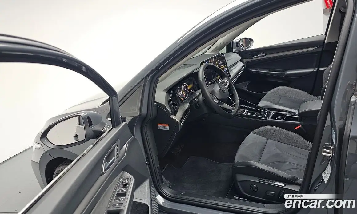 Volkswagen Golf 2026 2.0 автомат (гидро), фото 12