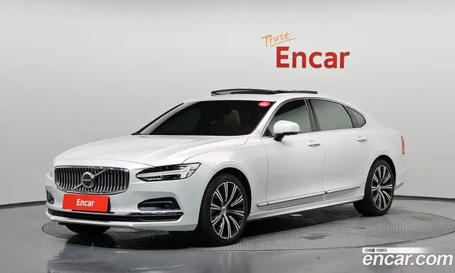 Volvo S90, 2023, 41 130 км
