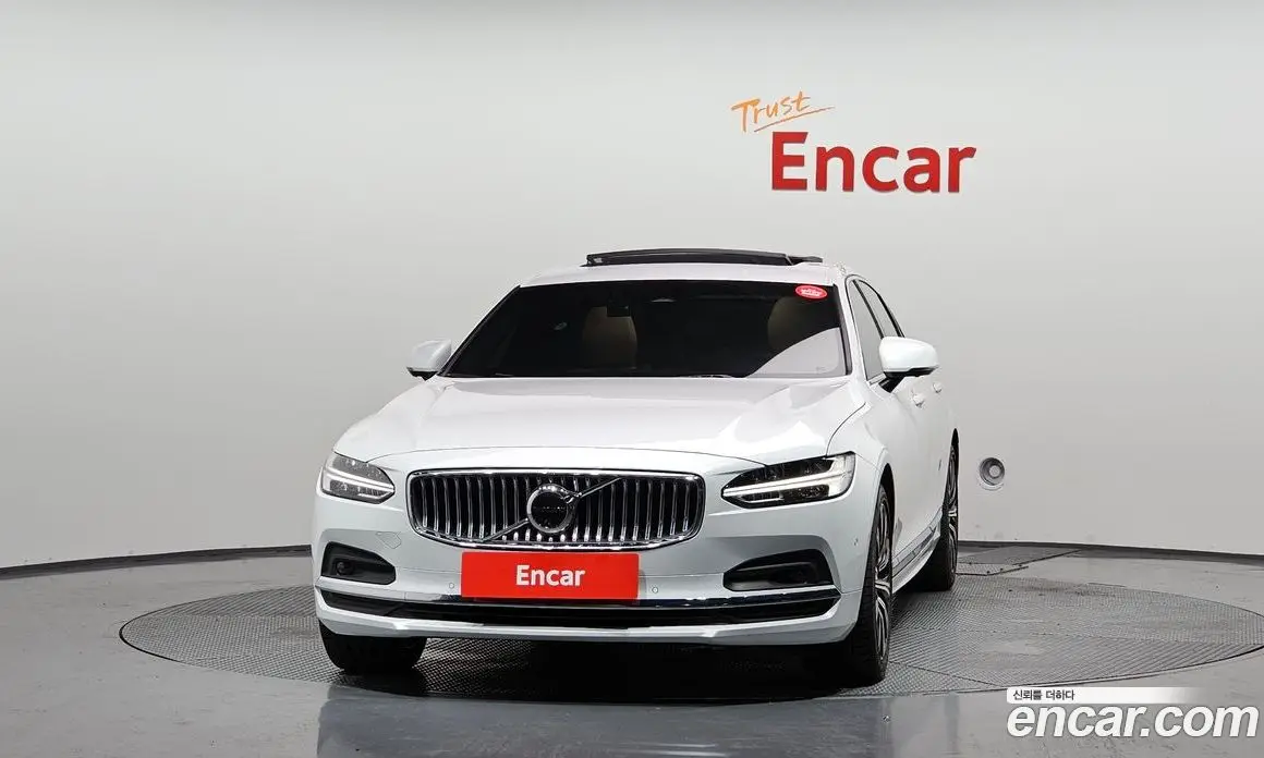 Volvo S90 2023 2.0 автомат (гидро), фото 3 Volvo S90 2023 2.0 автомат (гидро), фото 3