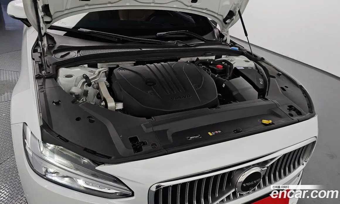 Volvo S90 2023 2.0 автомат (гидро), фото 6 Volvo S90 2023 2.0 автомат (гидро), фото 6